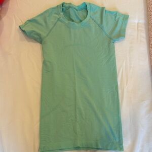 Lululemon mint green swiftly tech short sleeve normal length